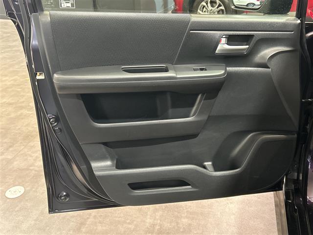 ステップワゴンスパーダ Ｚ　クールスピリット　純正９型ナビ／ＴＶ／バックカメラ／衝突被害軽減ブレーキ／両側電動スライドドア／クルーズコントロール／パドルシフト／ビルドインＥＴＣ／ハーフレザーシート／スマートキー／オートマチックハイビーム／禁煙（36枚目）