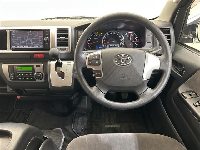 ハイエースワゴン GL 純正ナビ/12.1型フリップダウンモニター/片側パワースライドドア/スマートエントリー/純正15インチアルミホイール/LEDヘッドライト/プッシュスタート/ETC/Bluetooth/禁煙車(21枚目)