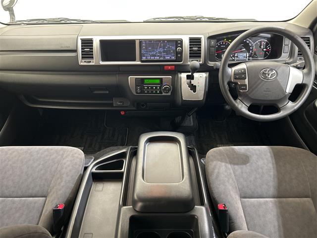 ハイエースワゴン GL 純正ナビ/12.1型フリップダウンモニター/片側パワースライドドア/スマートエントリー/純正15インチアルミホイール/LEDヘッドライト/プッシュスタート/ETC/Bluetooth/禁煙車(42枚目)