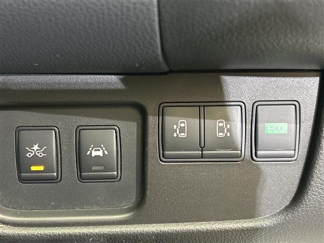 セレナ ハイウェイスターG S-HVアドバンスドセーフティ 純正フリップダウンモニター/純正8型ナビ/フルセグTV/Bluetooth/全周囲カメラ/両側電動スライドドア/クルーズコントロール/レーンアシスト/衝突被害軽減ブレーキ/LEDライト/ETC/禁煙車(8枚目)