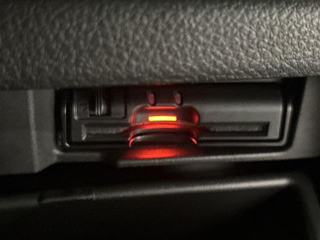 セレナ ハイウェイスターG S-HVアドバンスドセーフティ 純正フリップダウンモニター/純正8型ナビ/フルセグTV/Bluetooth/全周囲カメラ/両側電動スライドドア/クルーズコントロール/レーンアシスト/衝突被害軽減ブレーキ/LEDライト/ETC/禁煙車(10枚目)