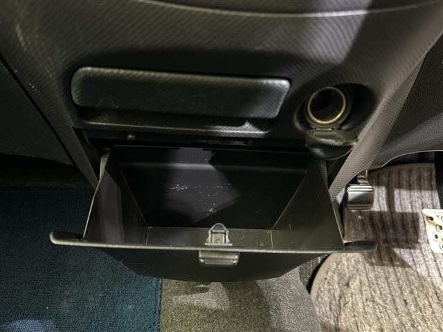 タントエグゼ カスタムＲＳ　社外ナビ／バックカメラ／Ｂｌｕｅｔｏｏｔｈ／ワンセグＴＶ／ＥＴＣ／ドライブレコーダー／ＣＤ再生／電格ミラー／ＡＬＰＩＮＥスピーカー／純正フロアマット／純正アルミホイール／取扱説明書／禁煙車（24枚目）