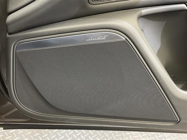 Ａ６ハイブリッド ベースグレード　純正８型ナビ／サンルーフ／ＢＯＳＥサウンド／ＥＴＣ／衝突被害軽減ブレーキ／バックカメラ／前後コーナーセンサー／シートヒーター／レザーシート／ＴＶ／Ｂｌｕｅｔｏｏｔｈ／パワーシート／ドラレコ／禁煙車（11枚目）