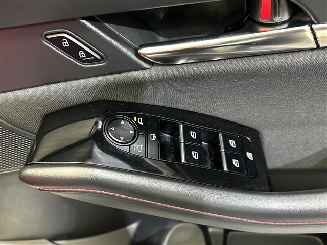 ＣＸ－３０ ＸＤ　ブラックトーンエディション　純正８．８型ナビ／フルセグＴＶ／ＤＶＤ再生可／Ｂｌｕｅｔｏｏｔｈ／全周囲カメラ／シートヒーター／ステアリングヒーター／ブラインドスポットモニター／ＥＴＣ／衝突被害軽減ブレーキ／電動リアゲート／禁煙（32枚目）