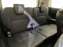 【サードシート】３列目もゆとりがあり居心地よくお過ごしいただけます。掲載箇所以外にご希望の写真がございましたらお気軽にお問い合わせ下さい。フロアマットは汚れが気になる場合は新品のご注文も承ります。