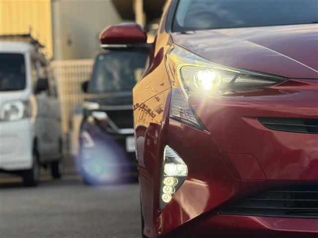 プリウス Sツーリングセレクション 社外ナビ Bカメラ 前席ヒータ ETC 社外AW(33枚目)