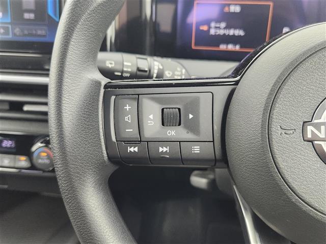 ノート Ｘ　純正メモリーナビ　フルセグＴＶ　Ｂｌｕｅｔｏｏｔｈ　バックカメラ　ＥＴＣ　セーフティシールド　エマージェンシーブレーキ　クリアランスソナー　ステアリングスイッチ　ＬＥＤヘッドライト　サイドバイザー（6枚目）