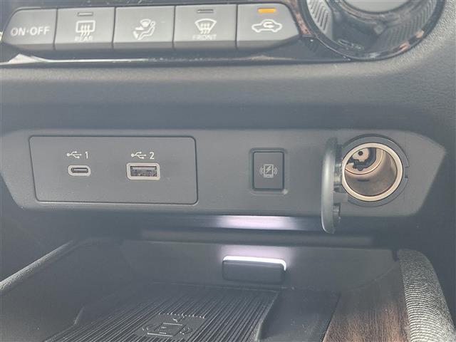 オーラ Ｇ　レザーエディション　ＢＯＳＥ　メーカーナビ　ＨＤＭＩ　フルセグ　ＣａｒＰｌａｙ　プロパイロット　ワイアレス充電　黒レザーシート　全方位　ドラレコ　ＥＴＣ２．０　インテリジェントルームミラー　シートヒーター　ＢＳＭ（13枚目）