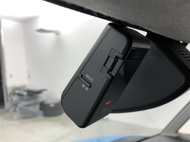 ルーミー カスタムＧ－Ｔ　☆純正７インチナビ・Ｂｌｕｅｔｏｏｔｈ・フルセグＴＶ・ＡＭ／ＦＭ☆ＥＴＣ☆Ｂカメラ☆ドラレコ☆プリクラッシュセーフティー☆スマートアシスト☆クルーズコントロール☆両側パワースライドドア☆ＬＥＤライト（19枚目）