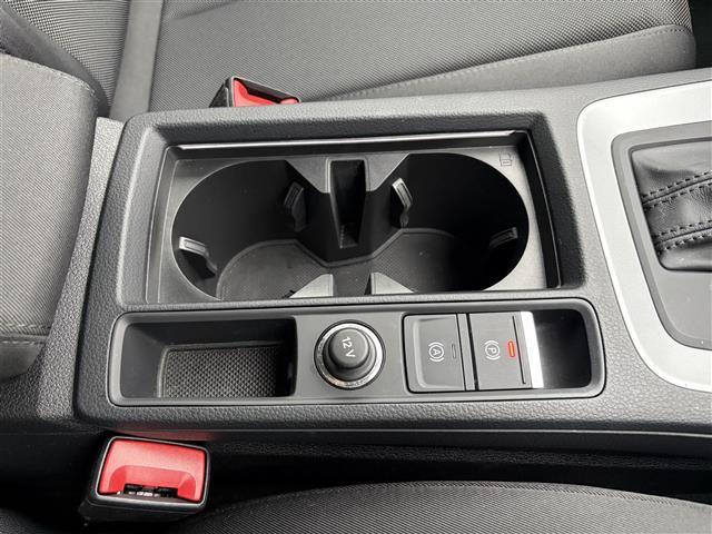 Ｑ３スポーツバック ３５ＴＦＳＩ　コンビニエンス＆アシスタンスパッケージ　バーチャルコックピット　マトリクスＬＥＤヘッドライト　Ａｕｄｉドライブセレクト　エフィシェンシアシスト　ドライバーアシスト　Ａｕｄｉプレセンス　１８インチＡＷ（16枚目）