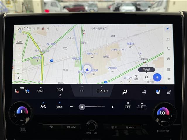 アルファードＰＨＥＶ エグゼクティブラウンジ　ムーンルーフ　ユニバーサルステップ　フリップダウンモニター　デジタルインナーミラー　純正１９インチアルミホイール　ドライブレコーダー　ＥＴＣ　ワイヤレス充電　トヨタチームメイト　アドバンスドパーク（10枚目）