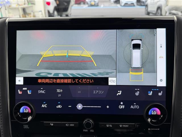 アルファードＰＨＥＶ エグゼクティブラウンジ　ムーンルーフ　ユニバーサルステップ　フリップダウンモニター　デジタルインナーミラー　純正１９インチアルミホイール　ドライブレコーダー　ＥＴＣ　ワイヤレス充電　トヨタチームメイト　アドバンスドパーク（11枚目）