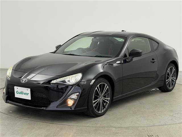８６ ＧＴ　純正カーオーディオ　ドライブレコーダー　革巻きステアリング　プッシュスタート　オートエアコン　ＶＳＣ　ヒルスタート　ＨＩＤランプ　フォグランプ　純正１７インチＡＷ　スマートキー　取扱説明書（33枚目）