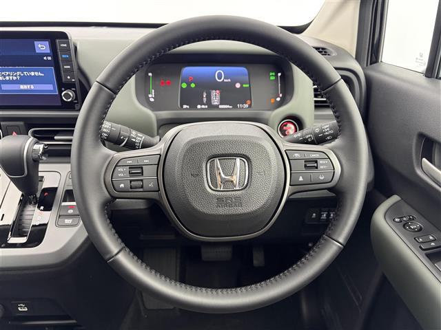 フリード e:HEVクロスター 登録済未使用車 フルセグTV Bluetooth バックモニター BSM アダプティブクルーズコントロール 両側パワースライドドア 純正AW シートヒーター バックカメラ 革巻きステアリング USB(3枚目)