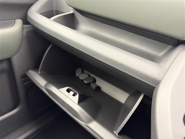 フリード e:HEVクロスター 登録済未使用車 フルセグTV Bluetooth バックモニター BSM アダプティブクルーズコントロール 両側パワースライドドア 純正AW シートヒーター バックカメラ 革巻きステアリング USB(14枚目)