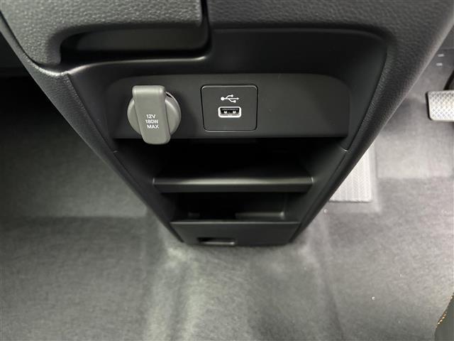 フリード e:HEVクロスター 登録済未使用車 フルセグTV Bluetooth バックモニター BSM アダプティブクルーズコントロール 両側パワースライドドア 純正AW シートヒーター バックカメラ 革巻きステアリング USB(16枚目)