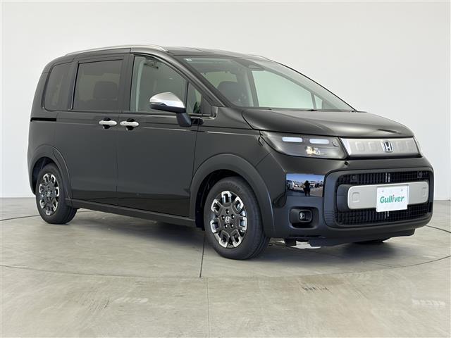 フリード e:HEVクロスター 登録済未使用車 フルセグTV Bluetooth バックモニター BSM アダプティブクルーズコントロール 両側パワースライドドア 純正AW シートヒーター バックカメラ 革巻きステアリング USB(28枚目)