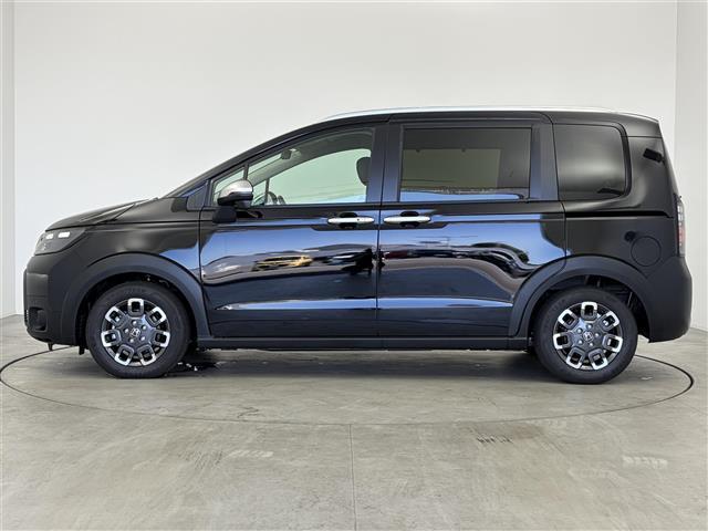 フリード e:HEVクロスター 登録済未使用車 フルセグTV Bluetooth バックモニター BSM アダプティブクルーズコントロール 両側パワースライドドア 純正AW シートヒーター バックカメラ 革巻きステアリング USB(33枚目)