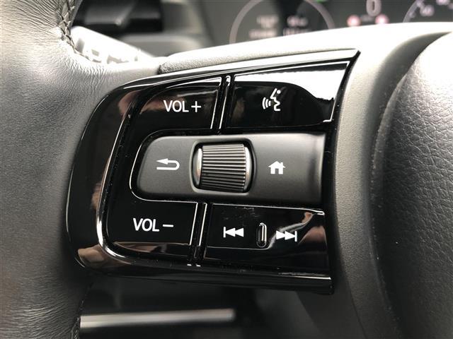 ヴェゼル ｅ：ＨＥＶ　Ｚ　ＱＩ充電　純正ナビ　フルセグＴＶ　Ｂｌｕｅｔｏｏｔｈ　Ａｐｐｌｅｃａｒｐｌａｙ　ａｎｄｒｏｉｄａｕｔｏ　パドルシフト　ＢＳＭ　ＥＴＣ２．０　オプションフロントグリル　バックカメラ　電動リアゲート（4枚目）