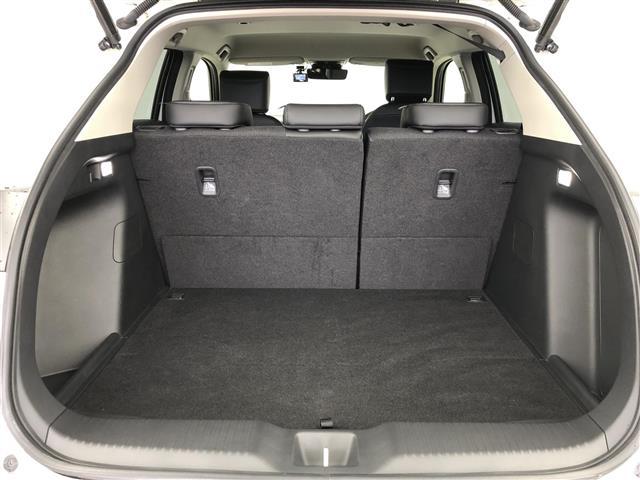 ヴェゼル ｅ：ＨＥＶ　Ｚ　ＱＩ充電　純正ナビ　フルセグＴＶ　Ｂｌｕｅｔｏｏｔｈ　Ａｐｐｌｅｃａｒｐｌａｙ　ａｎｄｒｏｉｄａｕｔｏ　パドルシフト　ＢＳＭ　ＥＴＣ２．０　オプションフロントグリル　バックカメラ　電動リアゲート（25枚目）