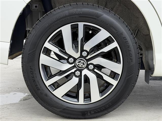 ルーミー カスタムG 純正9インチナビ フルセグTV 両側パワースライドドア ETC 前席シートヒーター 前後ドライブレコーダー コーナーセンサー クルーズコントロール バックカメラ LEDヘッドライト オートハイビーム(41枚目)