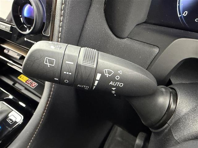 アルファード Z ワンオーナー ツインムーンルーフ 全方位カメラ デジタルインナーミラー 置くだけ充電 RAYSアルミホイール 12.3型ディスプレイナビ TV Bluetooth ETC2.0 ベンチレーション(8枚目)