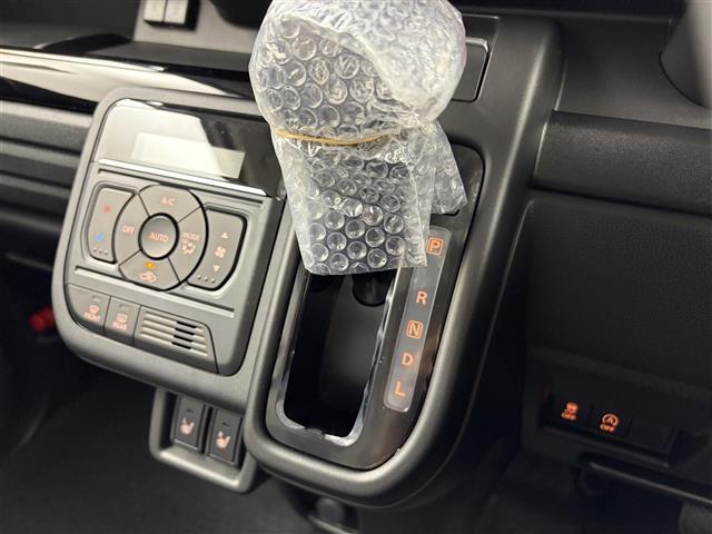 スペーシアカスタム ハイブリッドXS 届出済未使用車 純正ナビ フルセグTV 全方位モニター スズキセーフティサポート 両側パワースライドドア ヘッドアップディスプレイ ハーフレザーシート シートヒーター アダプティブクルーズコントロール(10枚目)