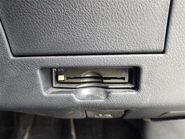 ｂＢ Ｓ　純正ＨＤＤナビ　ワンセグＴＶ／ＤＶＤ／ＣＤ／ＡＭ／ＦＭ／ＨＤＤ／Ｂｌｕｅｔｏｏｔｈ　ベンチシート　純正フロアマット　社外１４インチアルミホイール　ビルトインＥＴＣ　保証書　取扱説明書　リモコンキー（14枚目）