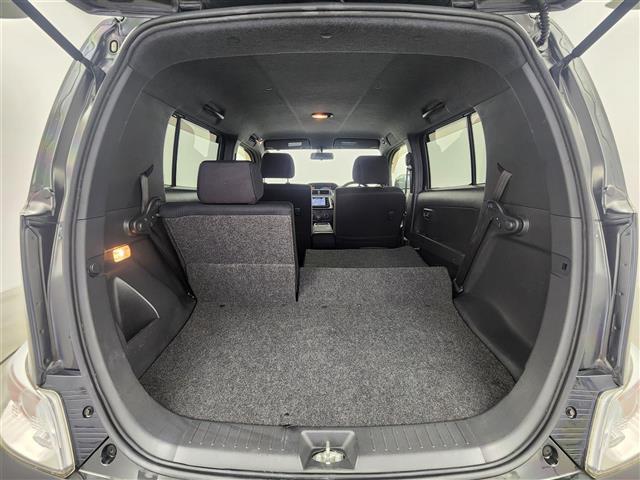 ｂＢ Ｓ　純正ＨＤＤナビ　ワンセグＴＶ／ＤＶＤ／ＣＤ／ＡＭ／ＦＭ／ＨＤＤ／Ｂｌｕｅｔｏｏｔｈ　ベンチシート　純正フロアマット　社外１４インチアルミホイール　ビルトインＥＴＣ　保証書　取扱説明書　リモコンキー（28枚目）