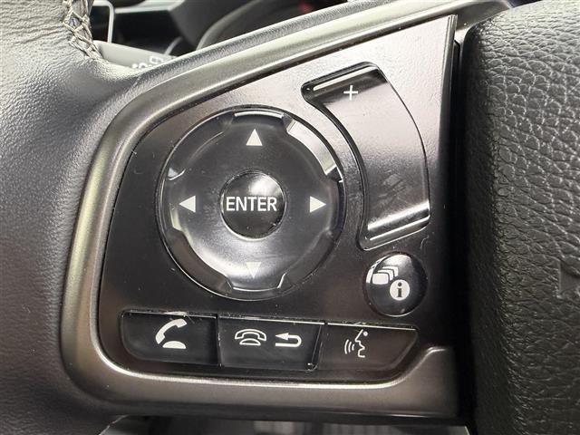 シビック ハッチバック ホンダセンシング 無限スポイラー 無限ドアミラー 純正SDナビ フルセグTV ホンダセンシング バックカメラ ハーフレザーシート シートヒーター ETC2.0 ドライブレコーダー ACC 純正18インチ(6枚目)