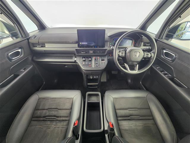 ステップワゴン e:HEVスパーダ プレミアムライン 衝突軽減ブレーキ ホンダセンシング 両側パワースライドドア フルセグTV Bluetooth アラウンドビューモニター レーンキープ コーナーセンサー レーダークルーズ ドライブレコーダー ETC(2枚目)