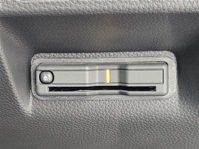 ステップワゴン e:HEVスパーダ プレミアムライン 衝突軽減ブレーキ ホンダセンシング 両側パワースライドドア フルセグTV Bluetooth アラウンドビューモニター レーンキープ コーナーセンサー レーダークルーズ ドライブレコーダー ETC(17枚目)