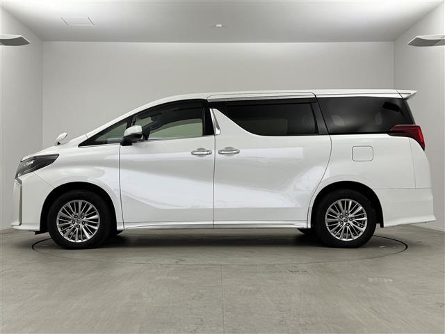 アルファードハイブリッド S タイプゴールドII ワンオナ 4WD 追従クルコン レーンアシスト BSM オートマチックハイビーム デジタルミラー 三眼LED LEDフォグ 両側パワスラ Pバックドア スマートキー 純正フロアマット(36枚目)