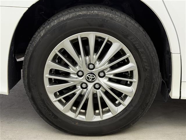 アルファードハイブリッド S タイプゴールドII ワンオナ 4WD 追従クルコン レーンアシスト BSM オートマチックハイビーム デジタルミラー 三眼LED LEDフォグ 両側パワスラ Pバックドア スマートキー 純正フロアマット(38枚目)