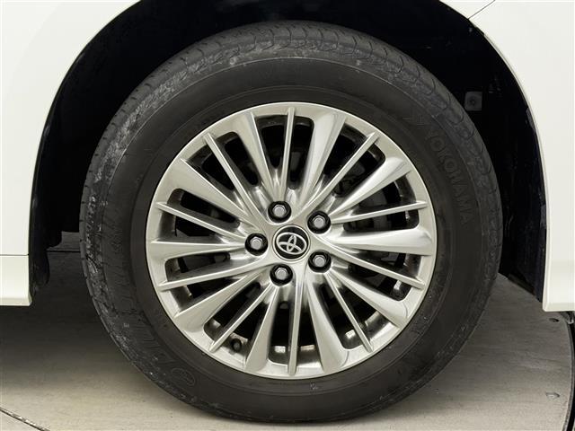 アルファードハイブリッド S タイプゴールドII ワンオナ 4WD 追従クルコン レーンアシスト BSM オートマチックハイビーム デジタルミラー 三眼LED LEDフォグ 両側パワスラ Pバックドア スマートキー 純正フロアマット(39枚目)