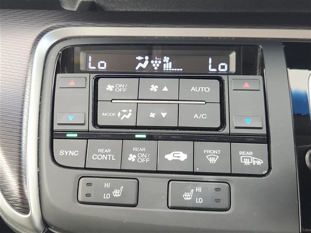 ステップワゴンスパーダ e:HEVスパーダ G・EX ホンダセンシング 衝突軽減ブレーキ 誤発進抑制装置 フルセグTV Bluetooth ドライブレコーダー 両側パワースライドドア 電子パーキングブレーキ ホンダセンシング 純正9型ナビ シートヒーター ETC2.0(14枚目)