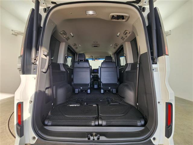 ステップワゴンスパーダ e:HEVスパーダ G・EX ホンダセンシング 衝突軽減ブレーキ 誤発進抑制装置 フルセグTV Bluetooth ドライブレコーダー 両側パワースライドドア 電子パーキングブレーキ ホンダセンシング 純正9型ナビ シートヒーター ETC2.0(30枚目)