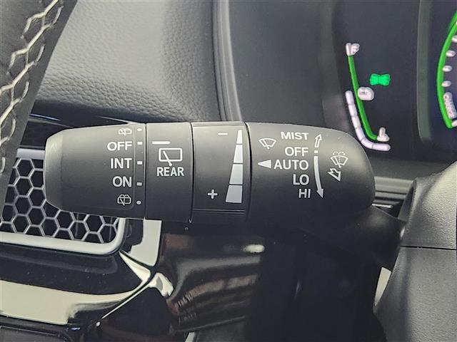 シビック e:HEV ホンダセンシング 9型グーグル搭載ホンダコネクトディスプレイ(AppleCarPlay/AndroidAuto) ETC2.0 前後純正ドラレコ バックカメラ 前席シートヒーター 純正18インチAW(7枚目)