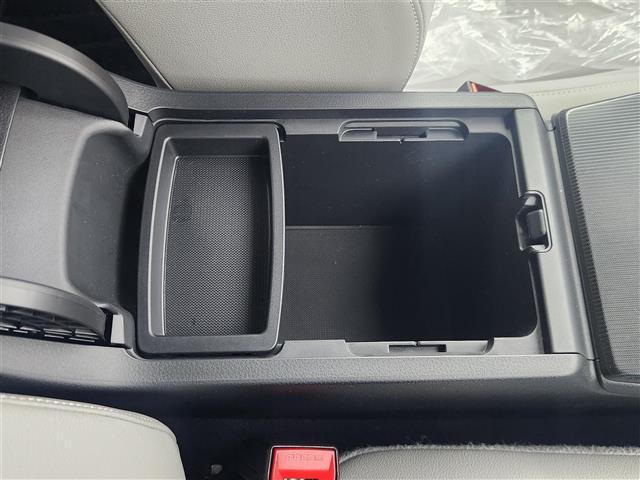 シビック e:HEV ホンダセンシング 9型グーグル搭載ホンダコネクトディスプレイ(AppleCarPlay/AndroidAuto) ETC2.0 前後純正ドラレコ バックカメラ 前席シートヒーター 純正18インチAW(16枚目)