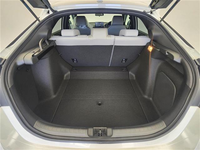 シビック e:HEV ホンダセンシング 9型グーグル搭載ホンダコネクトディスプレイ(AppleCarPlay/AndroidAuto) ETC2.0 前後純正ドラレコ バックカメラ 前席シートヒーター 純正18インチAW(27枚目)