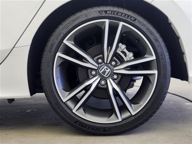 シビック e:HEV ホンダセンシング 9型グーグル搭載ホンダコネクトディスプレイ(AppleCarPlay/AndroidAuto) ETC2.0 前後純正ドラレコ バックカメラ 前席シートヒーター 純正18インチAW(41枚目)