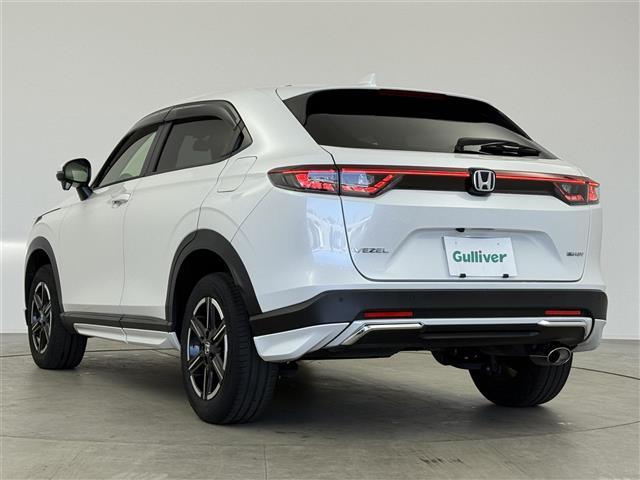 ヴェゼル ｅ：ＨＥＶ　Ｘ　純正ディスプレイナビ　フルセグＴＶ　バックカメラ　ホンダセンシング　Ｑｉ充電　アダプティブクルーズコントロール　モデューロフルエアロ　ＥＴＣ２．０　全方位ドライブレコーダー　パドルシフト　オートライト（35枚目）