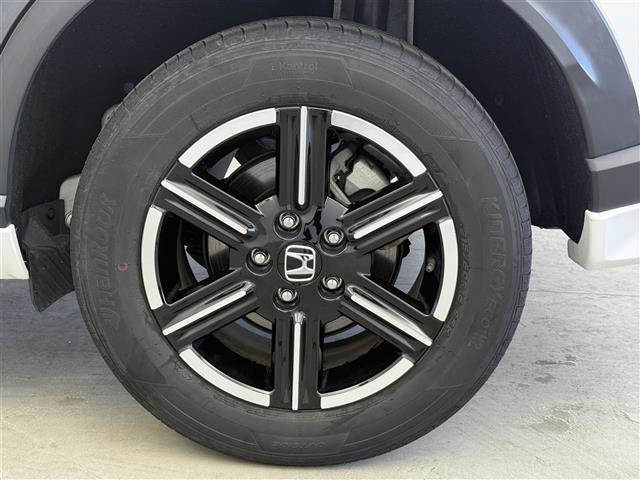 ヴェゼル ｅ：ＨＥＶ　Ｘ　純正ディスプレイナビ　フルセグＴＶ　バックカメラ　ホンダセンシング　Ｑｉ充電　アダプティブクルーズコントロール　モデューロフルエアロ　ＥＴＣ２．０　全方位ドライブレコーダー　パドルシフト　オートライト（39枚目）