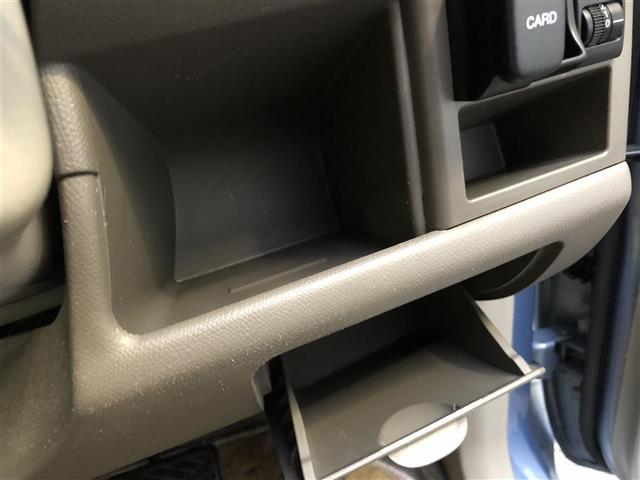 MRワゴン G 保証書 取扱説明書 記録簿 パワーステアリング パワーウィンドウ エアコン リモコンキー CD再生 フロアマット 社外13インチアルミホイール IHDヘッドライト ダブルエアバッグ(12枚目)