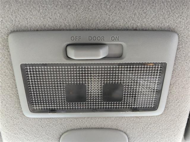 MRワゴン G 保証書 取扱説明書 記録簿 パワーステアリング パワーウィンドウ エアコン リモコンキー CD再生 フロアマット 社外13インチアルミホイール IHDヘッドライト ダブルエアバッグ(17枚目)