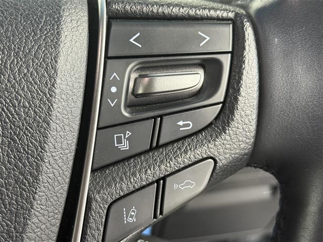 アルファード 2.5S Cパッケージ ワンオーナー パノラマルーフ 純正ナビ フリップダウンモニター バックカメラ Bluetooth フルセグTV トヨタセーフティセンス 衝突被害軽減システム クルーズコントロール(6枚目)