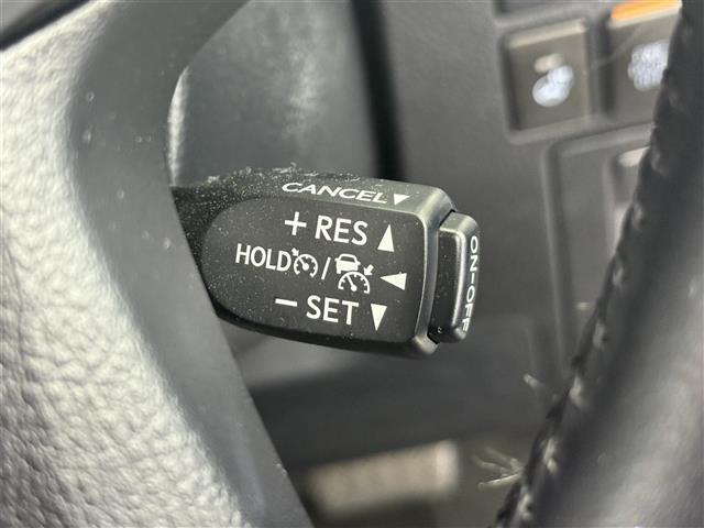 アルファード 2.5S Cパッケージ ワンオーナー パノラマルーフ 純正ナビ フリップダウンモニター バックカメラ Bluetooth フルセグTV トヨタセーフティセンス 衝突被害軽減システム クルーズコントロール(9枚目)