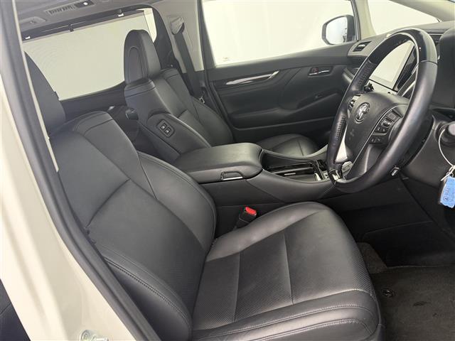 アルファード 2.5S Cパッケージ ワンオーナー パノラマルーフ 純正ナビ フリップダウンモニター バックカメラ Bluetooth フルセグTV トヨタセーフティセンス 衝突被害軽減システム クルーズコントロール(23枚目)