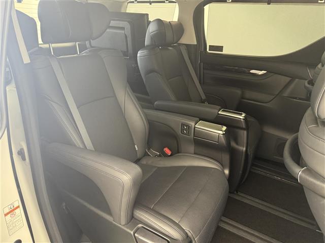 アルファード 2.5S Cパッケージ ワンオーナー パノラマルーフ 純正ナビ フリップダウンモニター バックカメラ Bluetooth フルセグTV トヨタセーフティセンス 衝突被害軽減システム クルーズコントロール(25枚目)