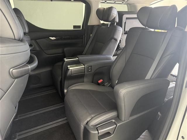 アルファード 2.5S Cパッケージ ワンオーナー パノラマルーフ 純正ナビ フリップダウンモニター バックカメラ Bluetooth フルセグTV トヨタセーフティセンス 衝突被害軽減システム クルーズコントロール(26枚目)